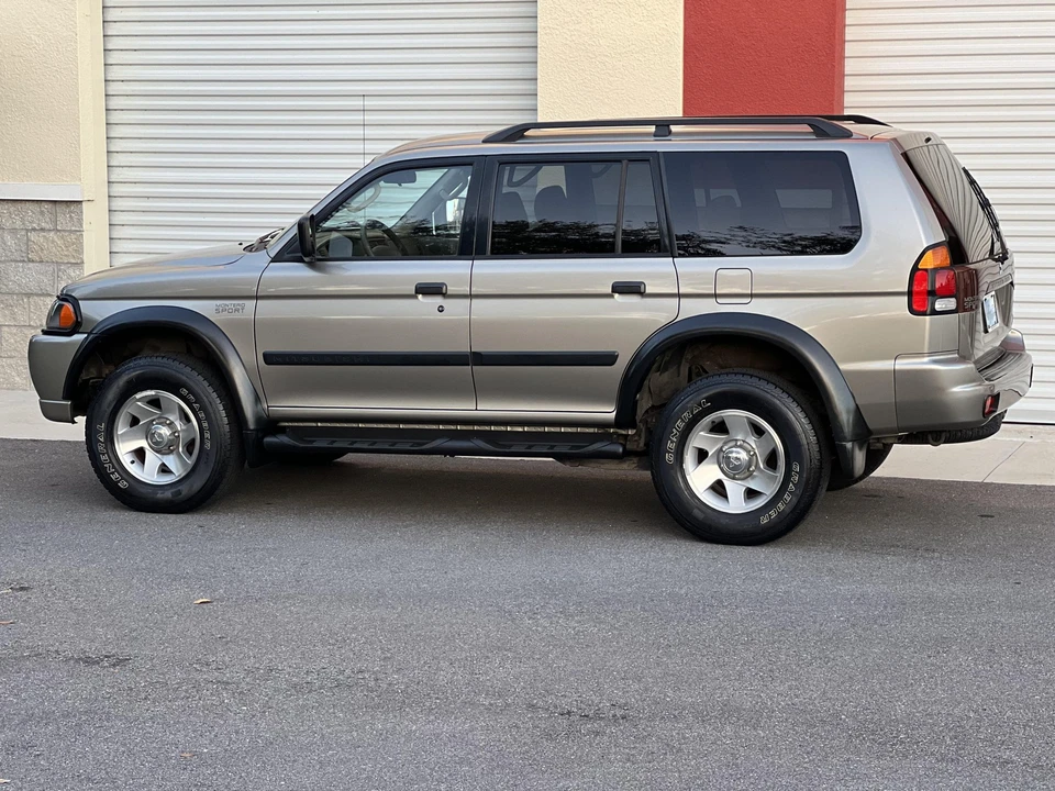 2003 Mitsubishi Pajero/Montero - Image 11 of 31