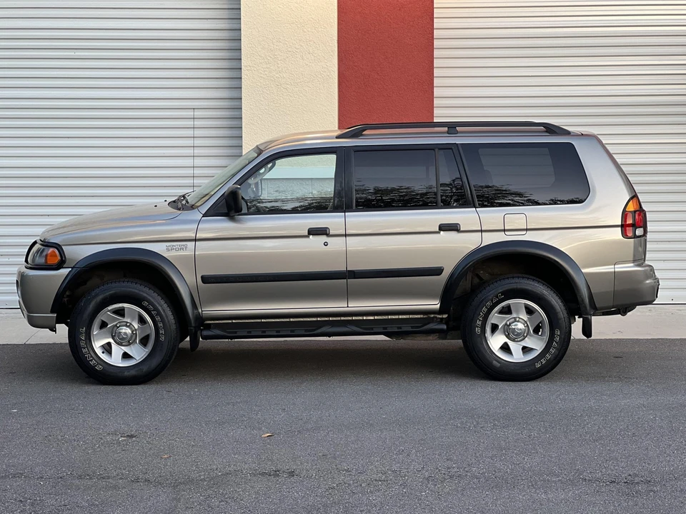2003 Mitsubishi Pajero/Montero - Image 13 of 31