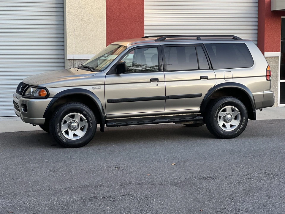 2003 Mitsubishi Pajero/Montero - Image 15 of 31