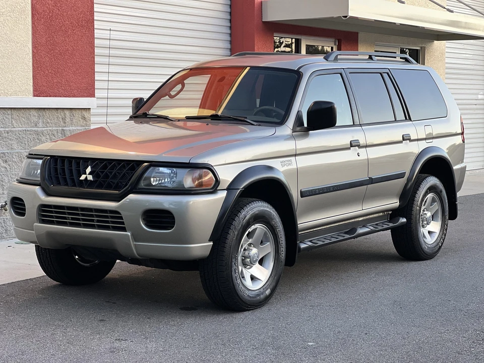 2003 Mitsubishi Pajero/Montero - Image 4 of 31