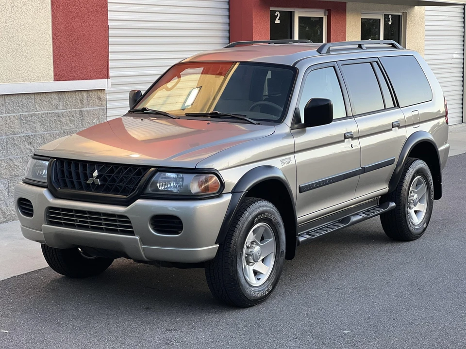 2003 Mitsubishi Pajero/Montero - Image 7 of 31