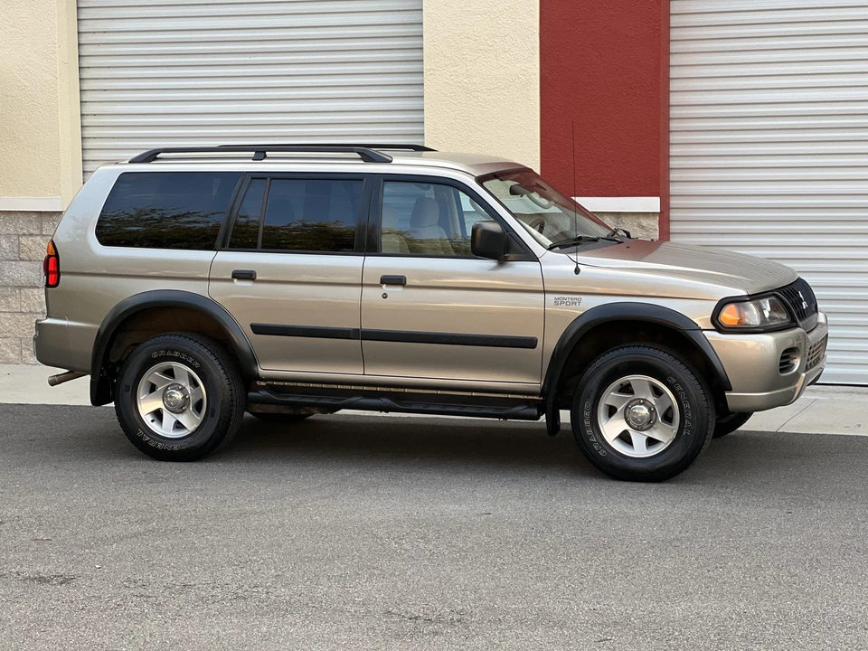 2003 Mitsubishi Pajero/Montero - Image 31 of 31