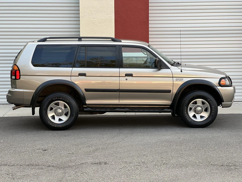 2003 Mitsubishi Pajero/Montero - Image 29 of 31