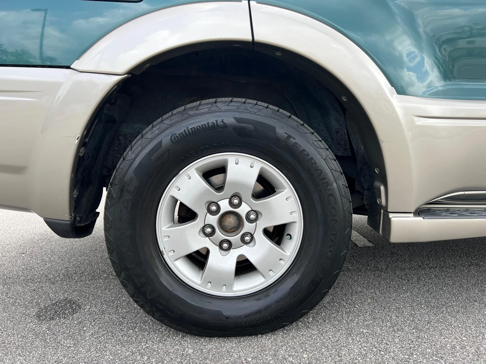 2003 Mitsubishi Pajero/Montero 3rd Gen - Image 28 of 31