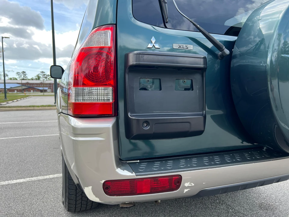 2003 Mitsubishi Pajero/Montero 3rd Gen - Image 13 of 31