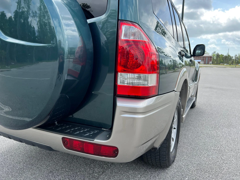 2003 Mitsubishi Pajero/Montero 3rd Gen - Image 16 of 31