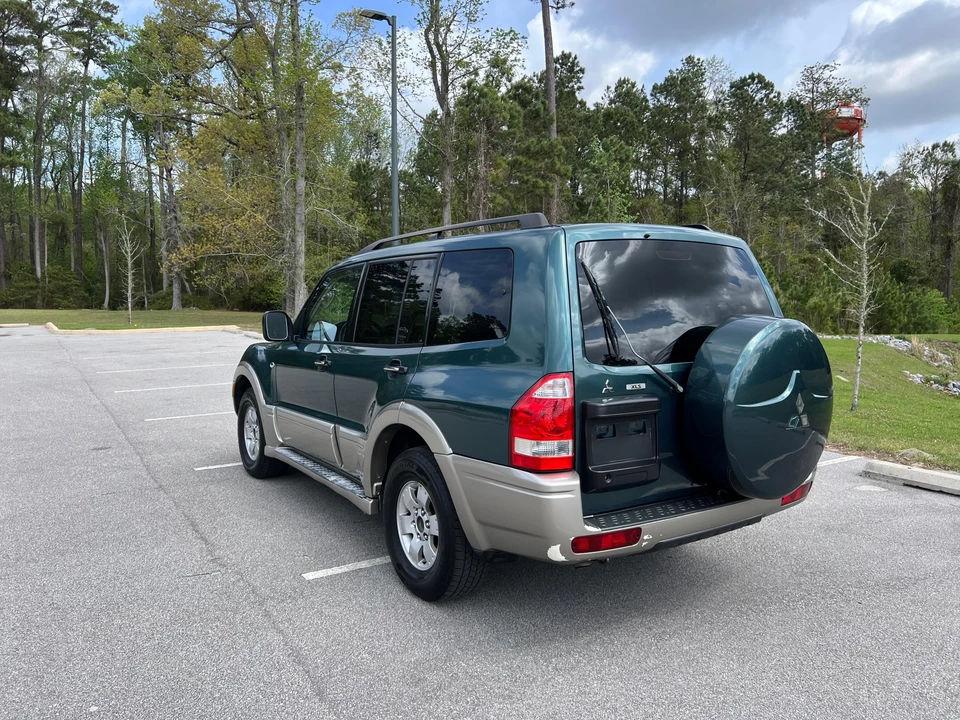 2003 Mitsubishi Pajero/Montero 3rd Gen - Image 7 of 31