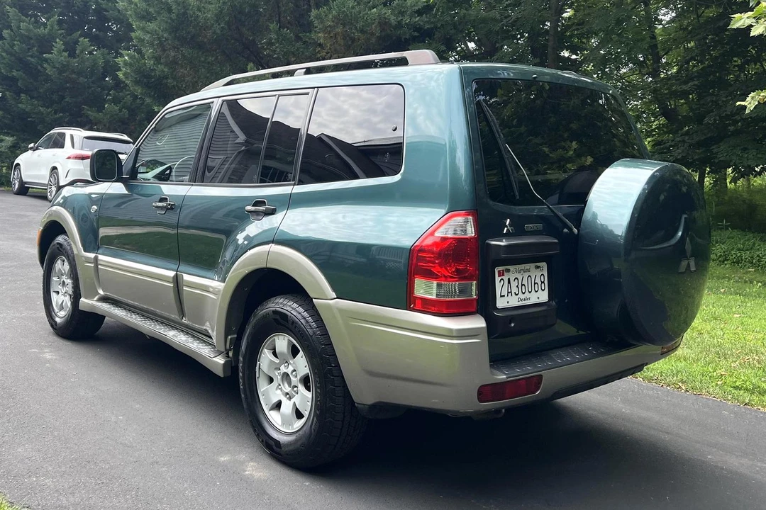 2003 Mitsubishi Pajero/Montero 3rd Gen - Image 4 of 31