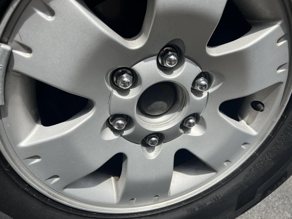 2003 Mitsubishi Pajero/Montero 3rd Gen - Image 26 of 31