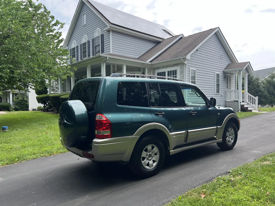2003 Mitsubishi Pajero/Montero 3rd Gen - Image 15 of 31
