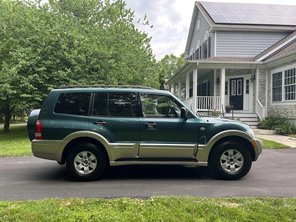 2003 Mitsubishi Pajero/Montero 3rd Gen - Image 16 of 31