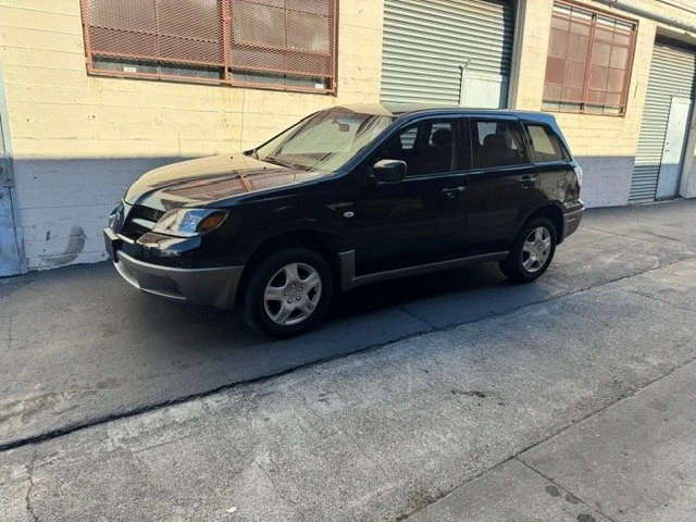 2003 Mitsubishi Outlander - Image 2 of 11