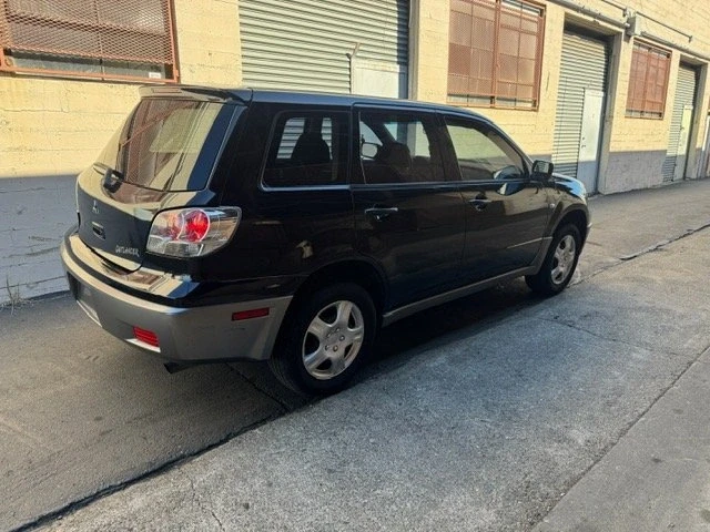 2003 Mitsubishi Outlander - Image 6 of 11