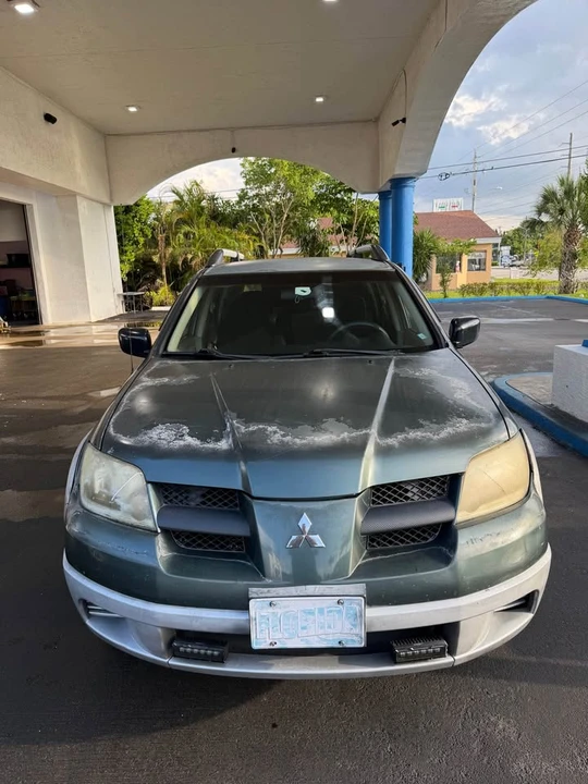 2003 Mitsubishi Outlander - Image 14 of 14