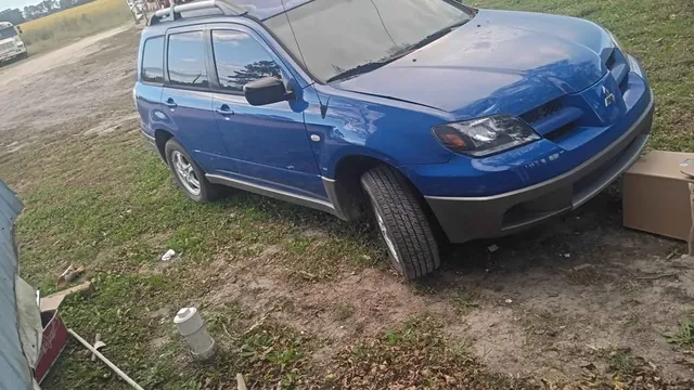 2003 Mitsubishi Outlander LE Sport Utility 4D