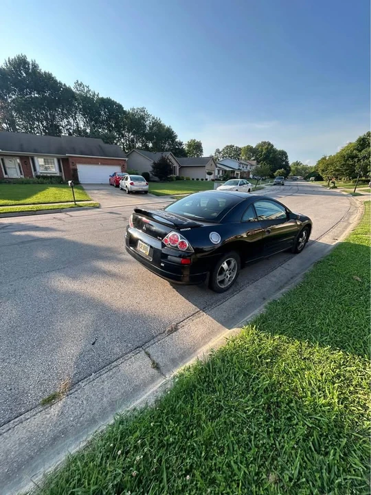 2003 Mitsubishi Eclipse 3rd Gen - Image 3 of 4