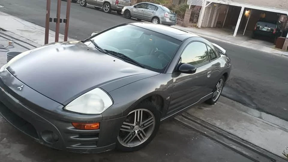 2003 Mitsubishi Eclipse 3rd Gen - Image 2 of 9