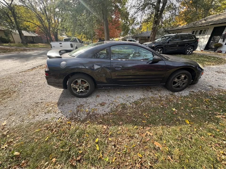 2003 Mitsubishi Eclipse 3rd Gen - Image 2 of 5