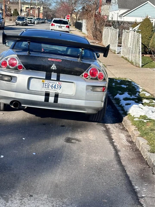 2003 Mitsubishi Eclipse 3rd Gen - Image 2 of 3