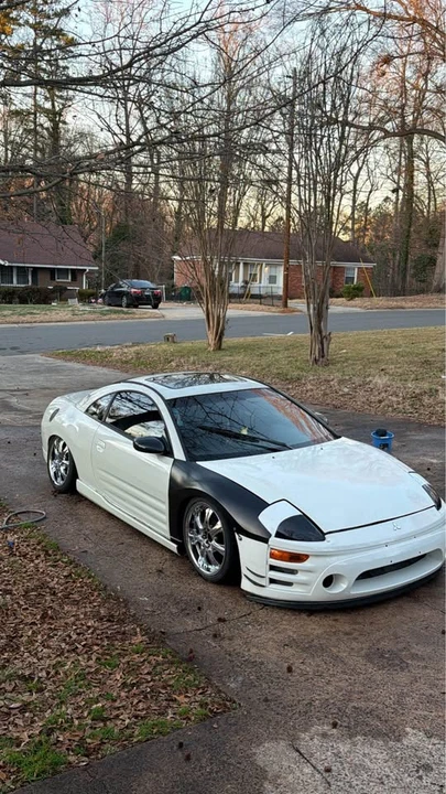 2003 Mitsubishi Eclipse 3rd Gen - Image 8 of 10