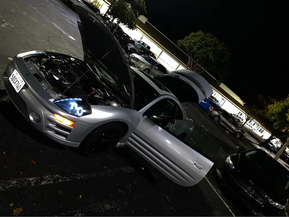 2003 Mitsubishi Eclipse 3rd Gen - Image 2 of 3