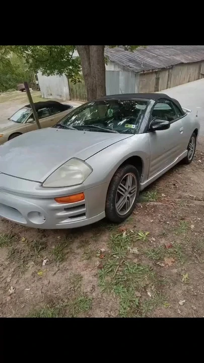 2003 Mitsubishi Eclipse 3rd Gen - Image 2 of 2