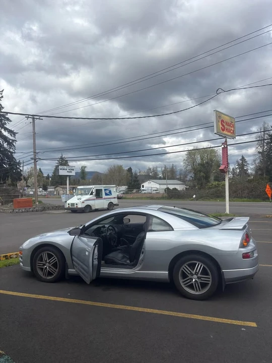 2003 Mitsubishi Eclipse 3rd Gen - Image 4 of 12