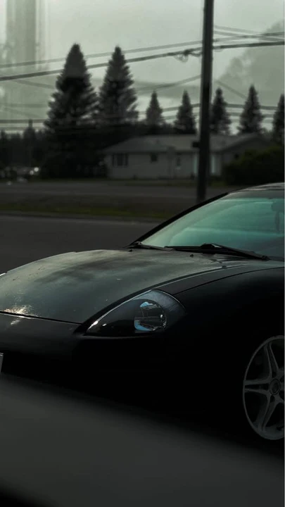 2003 Mitsubishi Eclipse 3rd Gen - Image 4 of 8