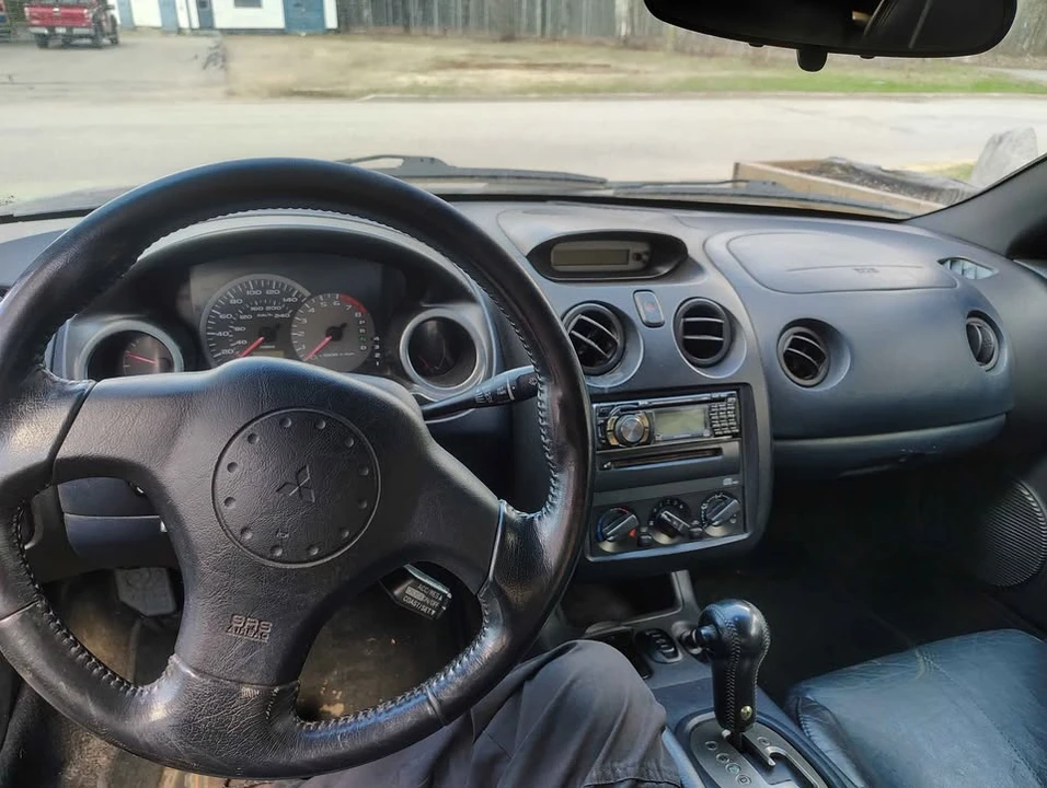 2003 Mitsubishi Eclipse 3rd Gen - Image 10 of 13