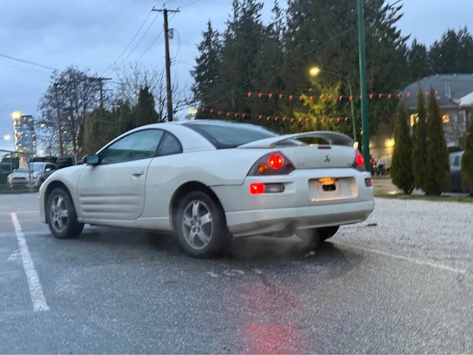 2003 Mitsubishi Eclipse 3rd Gen - Image 4 of 10