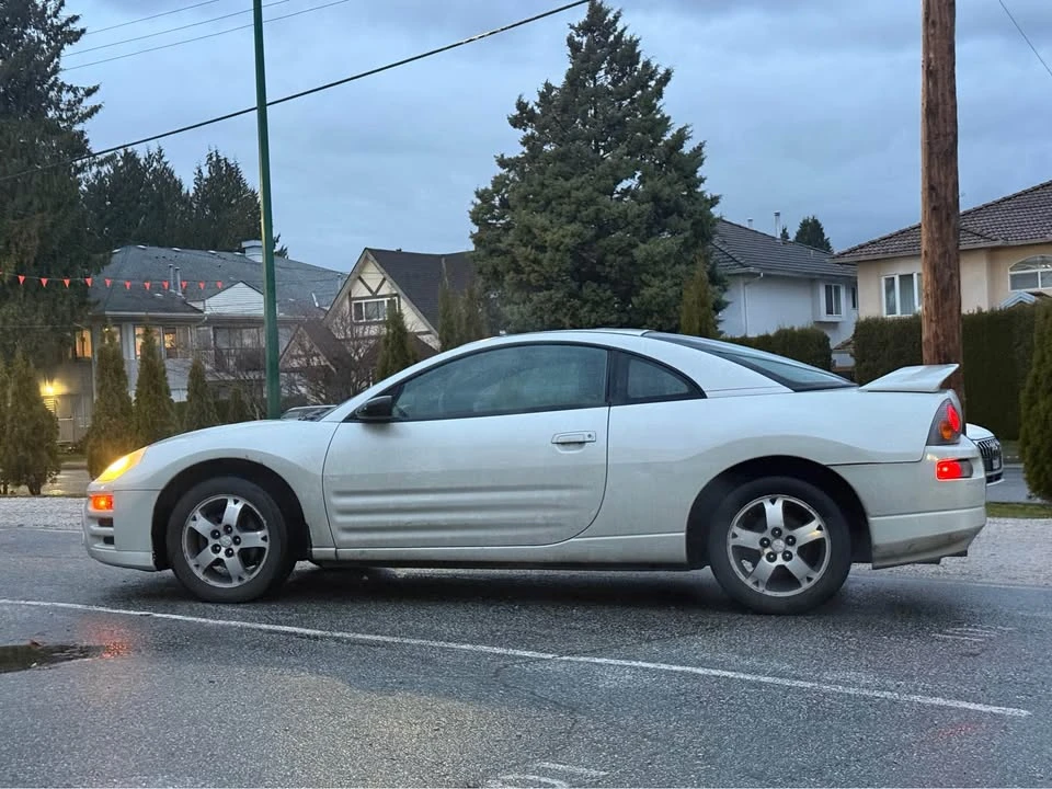 2003 Mitsubishi Eclipse 3rd Gen - Image 3 of 10