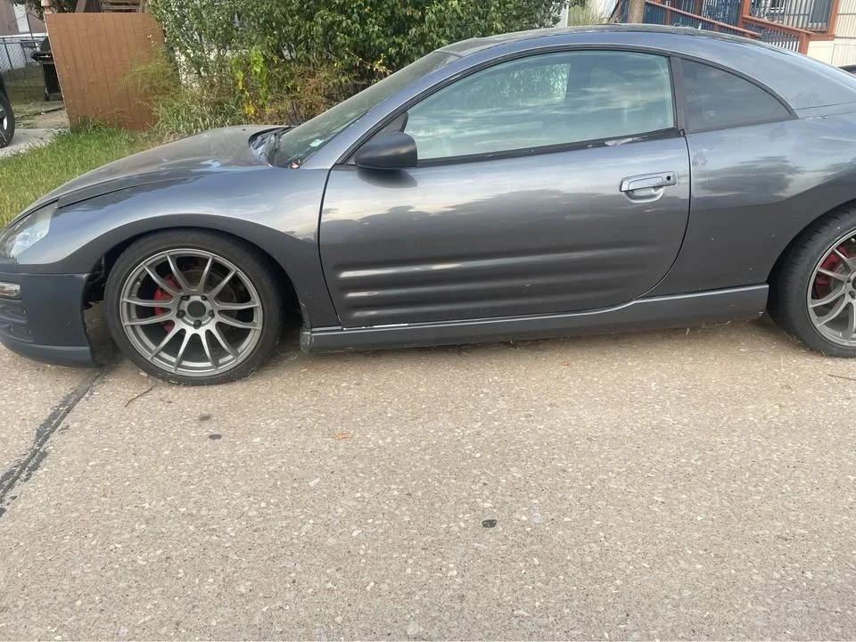 2003 Mitsubishi Eclipse 3rd Gen - Image 3 of 4