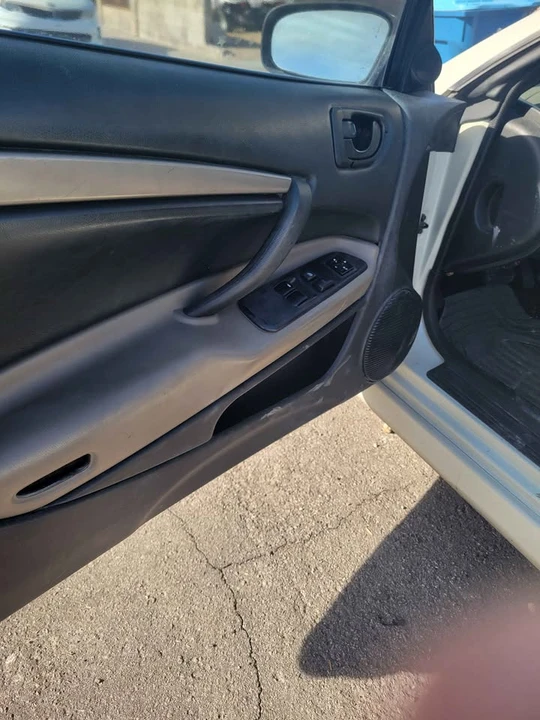 2003 Mitsubishi Eclipse 3rd Gen - Image 12 of 12