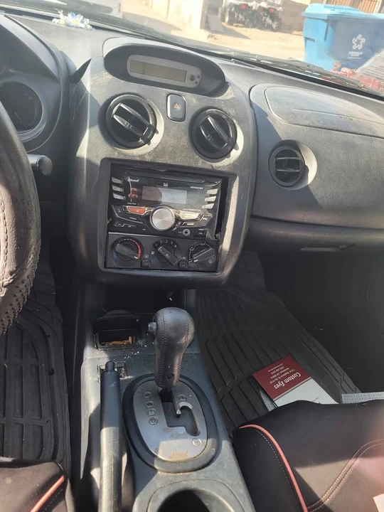 2003 Mitsubishi Eclipse 3rd Gen - Image 10 of 12