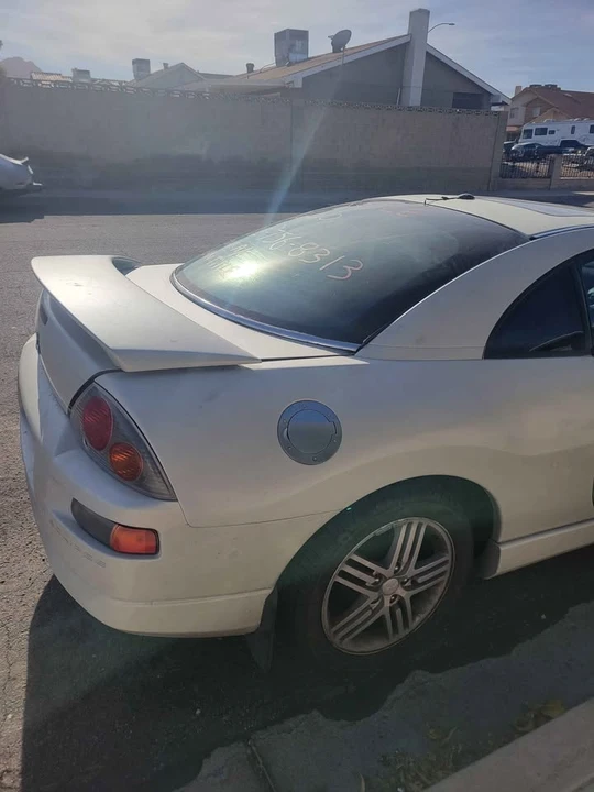 2003 Mitsubishi Eclipse 3rd Gen - Image 5 of 12