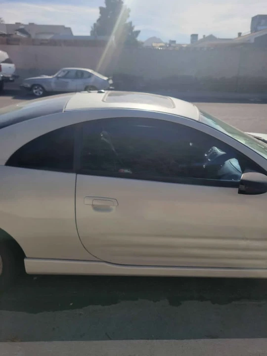 2003 Mitsubishi Eclipse 3rd Gen - Image 4 of 12