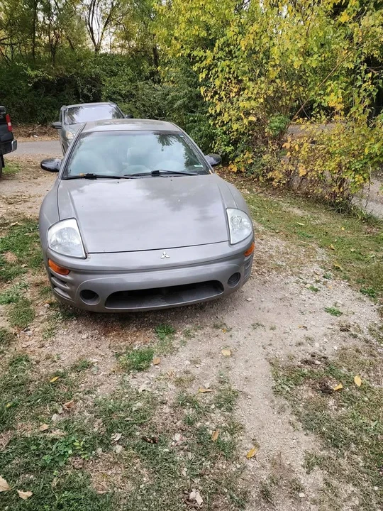 2003 Mitsubishi Eclipse 3rd Gen - Image 3 of 4
