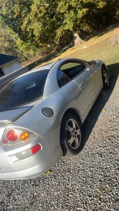 2003 Mitsubishi Eclipse 3rd Gen - Image 4 of 8