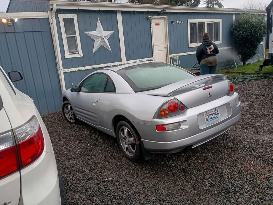 2003 Mitsubishi Eclipse 3rd Gen - Image 3 of 4
