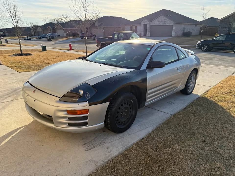 2003 Mitsubishi Eclipse 3rd Gen - Image 2 of 3