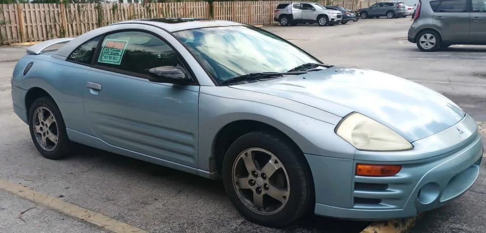 2003 Mitsubishi Eclipse 3rd Gen - Image 2 of 4