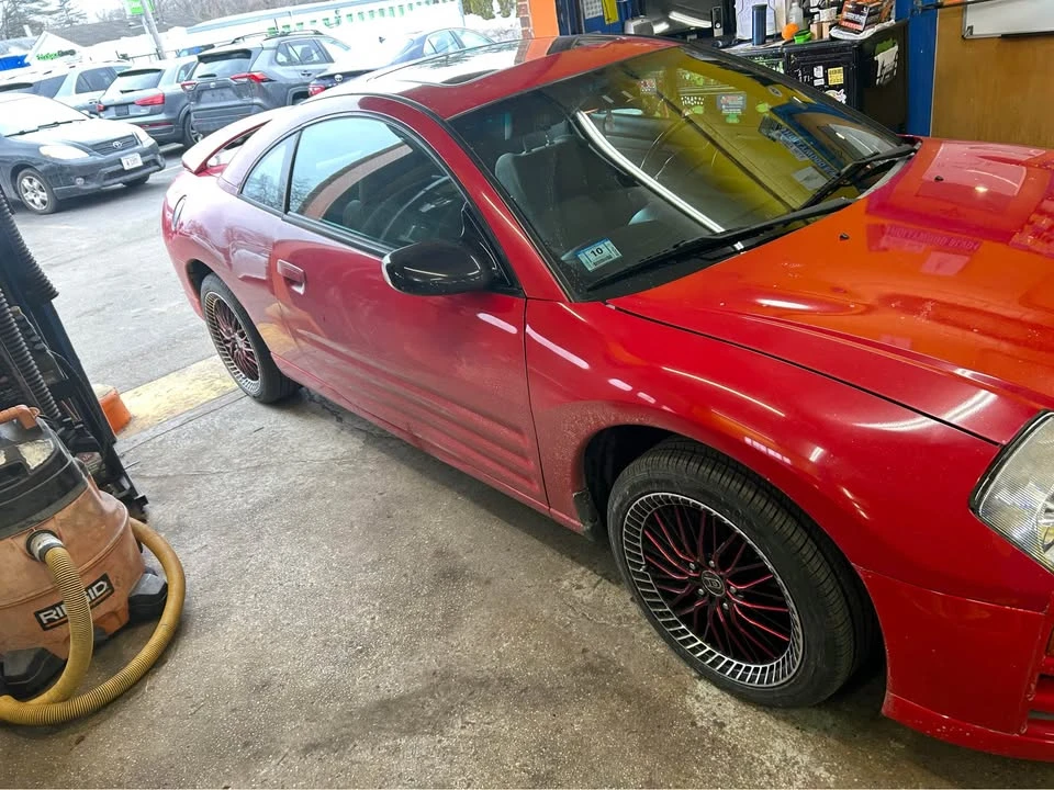 2003 Mitsubishi Eclipse 3rd Gen - Image 2 of 12