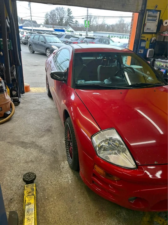2003 Mitsubishi Eclipse 3rd Gen - Image 3 of 12