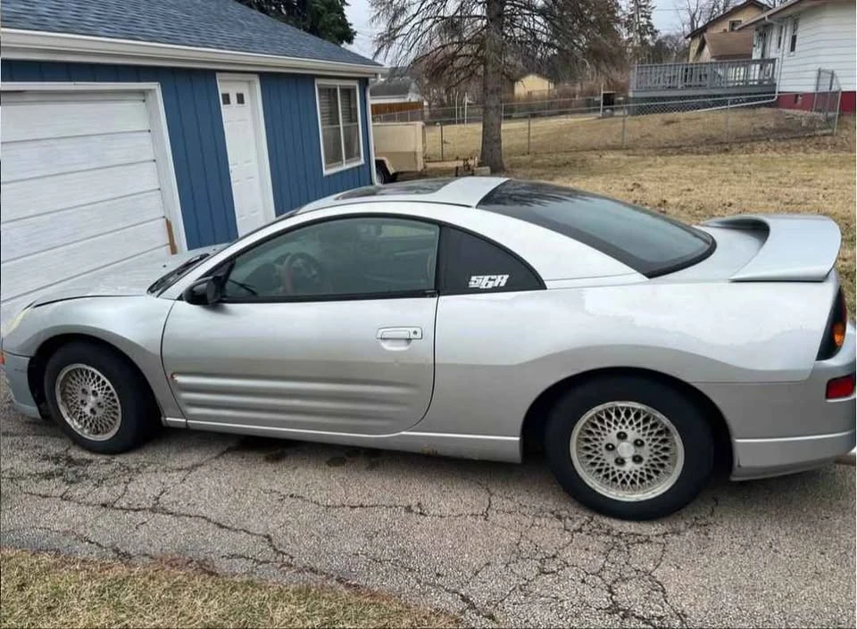 2003 Mitsubishi Eclipse 3rd Gen - Image 2 of 8