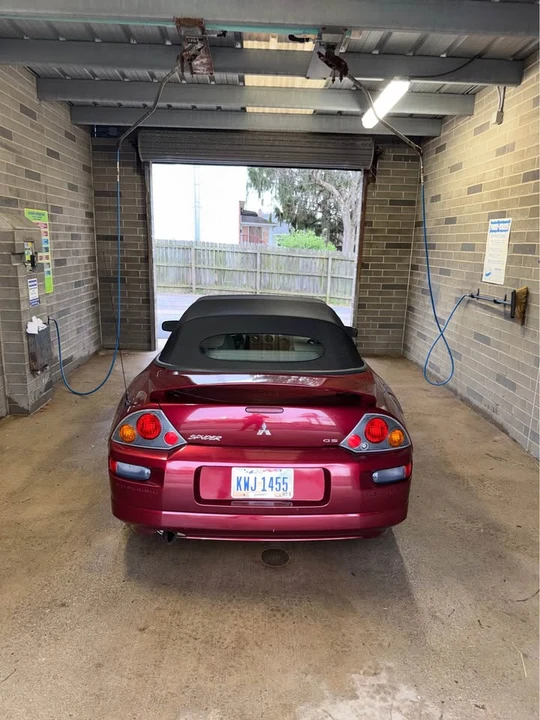 2003 Mitsubishi Eclipse 3rd Gen - Image 6 of 13