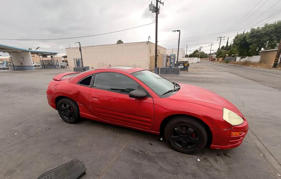 2003 Mitsubishi Eclipse 3rd Gen - Image 3 of 5