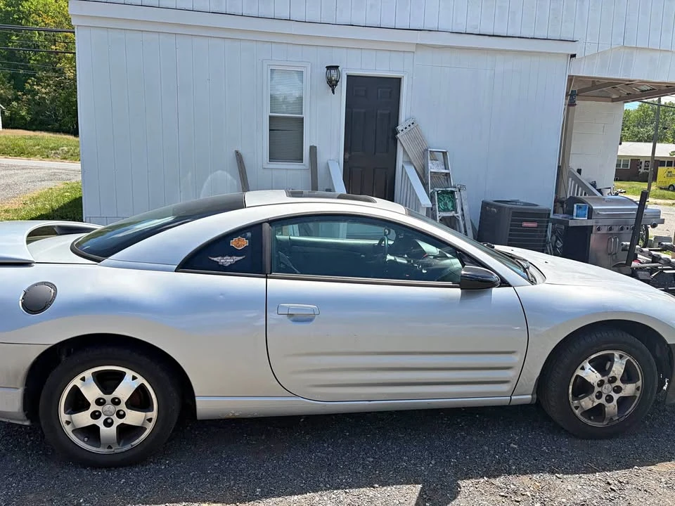 2003 Mitsubishi Eclipse 3rd Gen - Image 2 of 8
