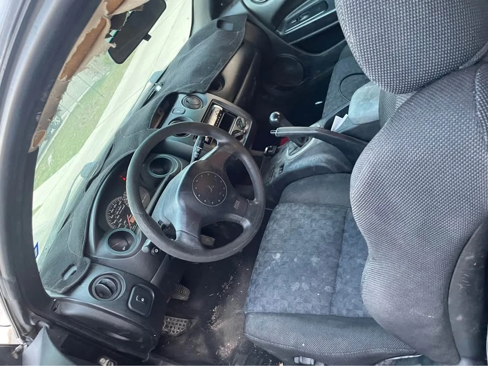 2003 Mitsubishi Eclipse 3rd Gen - Image 4 of 5