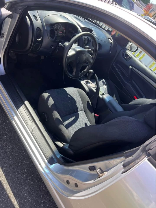 2003 Mitsubishi Eclipse 3rd Gen - Image 6 of 11