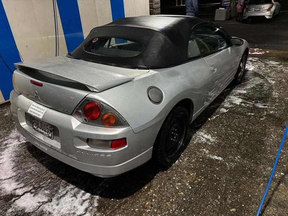 2003 Mitsubishi Eclipse 3rd Gen - Image 3 of 3